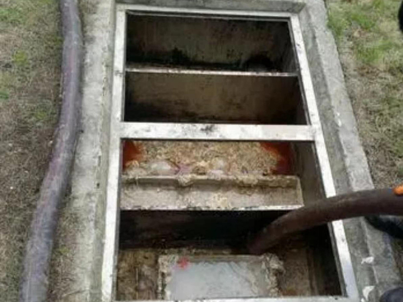 东兰隔油池清理
