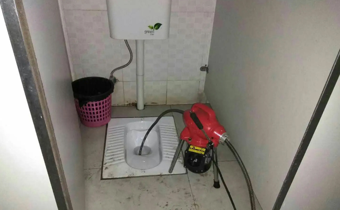 东兰蹲便疏通